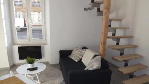 Revel Apartment | Cozy Duplex du Get: Family-Friendly Retreat with High Ratings