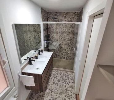 Casco Vello Apartment | Duplex in the Heart of Casco Vello Vigo - Family Friendly