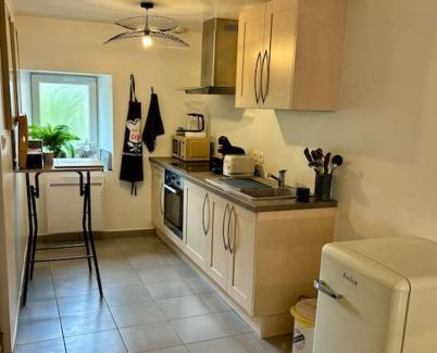 Morestel House | Central Duplex: Family & Pet-Friendly Getaway, Rated 8.9