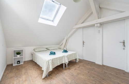 Saint-Martin-le-Beau Apartment | Family-Friendly Duplex and Studio in Saint Martin Le Beau