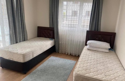 Trabzon Apartment | Seaside Duplex Flat in Yalıncak: Pet-Friendly Retreat