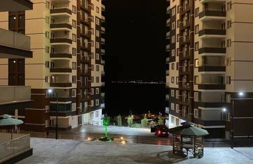 Trabzon Apartment | Seaside Duplex Flat in Yalıncak: Pet-Friendly Retreat