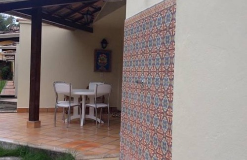 Paraty House | Duplex Retreat with Two Suites and Pool, Rated 10/10