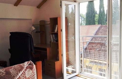 Downtown Apartment | Central Duplex: Guest Rated 10/10 for Your Perfect Stay