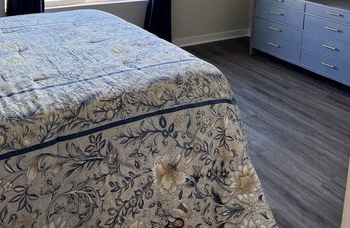 Wichita Apartment | Duplex just minutes from the airport, zoo, shopping and dining