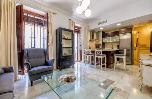 San Pedro Apartment | Historic Duplex La Almazara in Córdoba - Child Friendly Stay