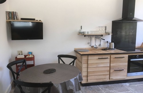 Essia Other | Guest Rated 10/10 Duplex Loft Studio with Spa & Kitchen