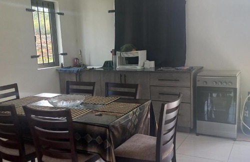 Calebasses Apartment | Unforgettable Stay at Duplex Melville with Pool Access