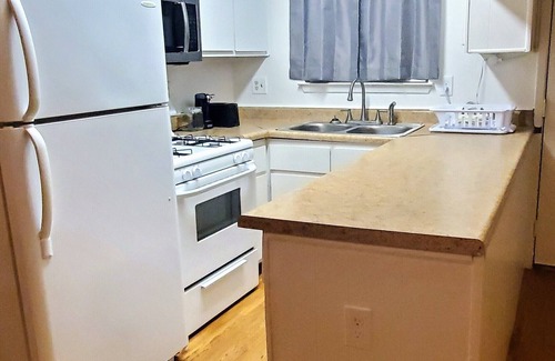 East MLK House | Ideal Duplex Steps from Downtown & Austin-Bergstrom Airport