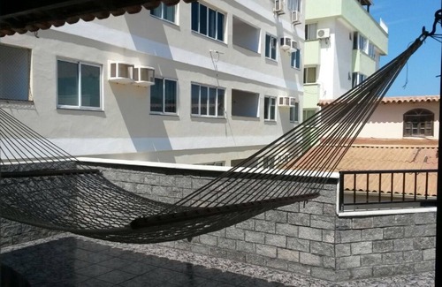 Prainha Apartment | Beachside Penthouse with Barbecue and Ocean Views