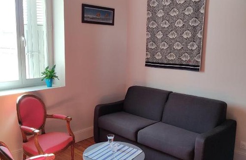 Saint-Jean-de-Luz City Center Apartment | Oceanfront Duplex by the Beach - Guest Rated 10/10