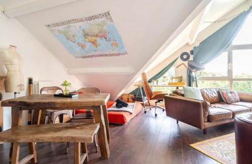 Plaisir Apartment | Inviting Duplex Plaisir: Breakfast & Family-Friendly Stay