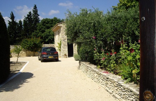 Tavel Apartment | Chic Duplex Studio in Tavel with Pool and Family Amenities