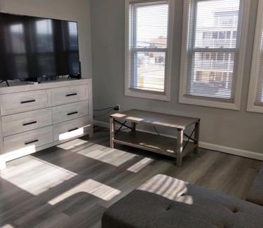 Seaside Heights Apartment | Family-Friendly Dupont Beach House with Pet Amenities