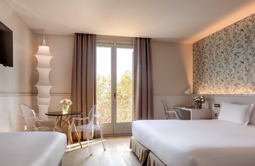 Ciutat Vella Hotel | Elegant Duquesa de Cardona Hotel: Rated 9.6/10 with Spa & Pool