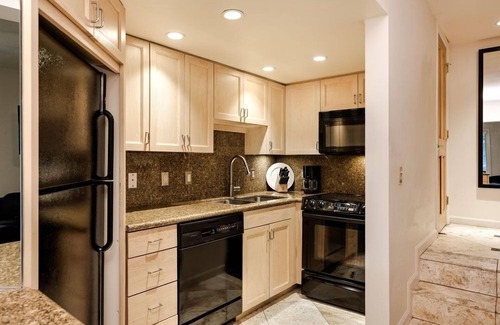 Aspen Condo | Durant Unit C12: Condo with Pool, Hot Tub & Cozy Fireplaces