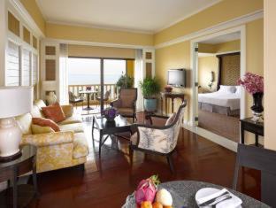 Hua Hin Hotel | Relax at Dusit Thani Hua Hin - 5-Star Oceanfront Retreat