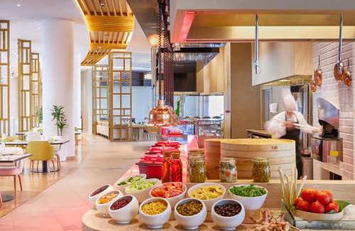 Al Muntazah Hotel | Elegant dusitD2 Salwa Doha: Oceanfront Bliss Awaits