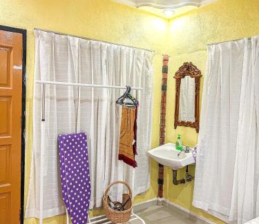 Bayan Lepas House | Family-Friendly Getaway at Dusun Indah Cottage 1