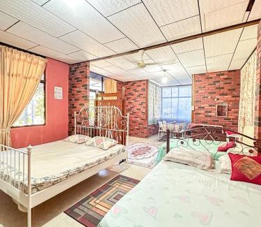 Bayan Lepas House | Family-Friendly Dusun Indah Cottage 2 with High Ratings