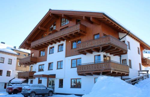 Hochkrimml Apartment | Family-Friendly Getaway at Duxeranger C Top 4 Hotel