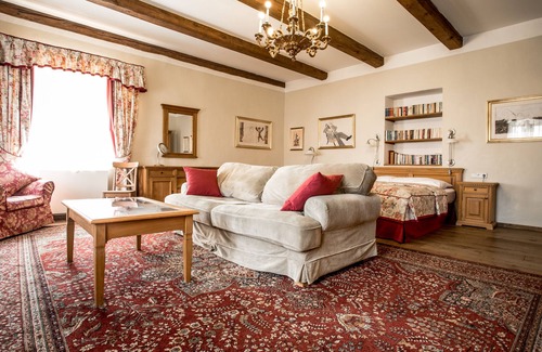 Cicovice Hotel | Exceptional Stay at Dvůr Hoffmeister - Rated 9.8/10