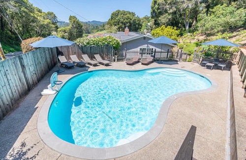 Aptos House | Family Getaways at a Private Pool Villa with Ocean View