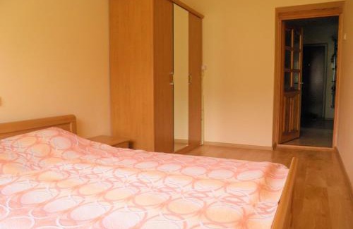 Juodkrante Apartment | Perfect Oceanfront Stay at Two-Bedroom Monika Apartment