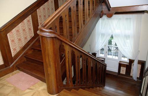 Elblag Bed & Breakfast | Experience Dwór Bieland: Family-Friendly with Top Amenities