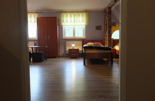 gmina Banie Mazurskie House | Pet-Friendly Dwór Klewiny: Family Comfort Awaits