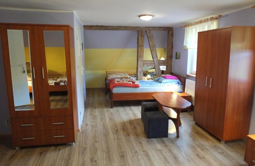 gmina Banie Mazurskie House | Pet-Friendly Dwór Klewiny: Family Comfort Awaits