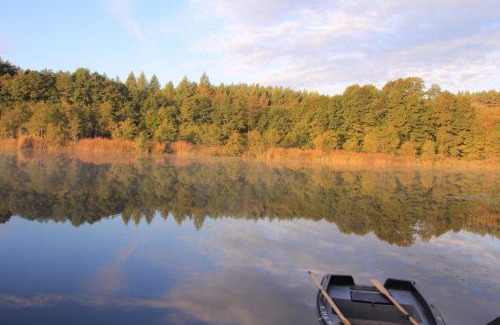gmina Barwice Bed & Breakfast | Relax at Dwór Pomorski: Oceanfront Retreat with Pool