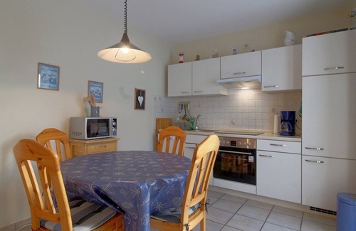 Nordholz Apartment | Cozy DW10A Fewo Diekkieker with Ocean View & Pet Friendly
