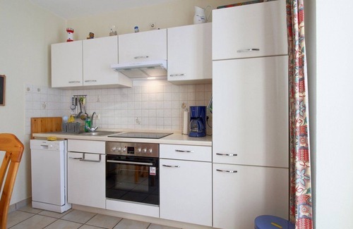 Nordholz Apartment | Cozy DW10A Fewo Diekkieker with Ocean View & Pet Friendly
