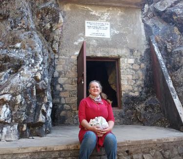 Majkhali House | Idyllic Dwarahat Village Farmstay with Family-Friendly Amenities