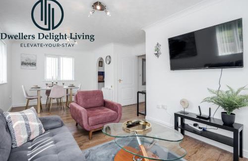 West Thurrock Apartment | Explore Dwellers Delight Living: 3 Bedroom Flat in Grays