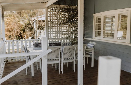 Dwellingup House | Idyllic Dwellingup Retreat Overlooking the Forest