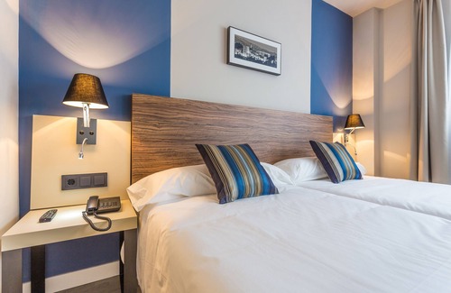 Camino de Ronda Hotel | Accessible Urban Dream Granada Hotel with Spa & Breakfast