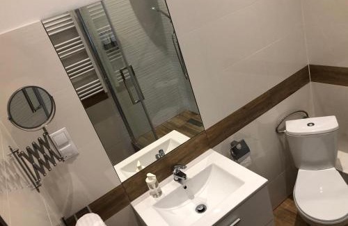 Bydgoszcz Apartment | Cozy Dworcowa Apartment: Pet Friendly & Family Oriented