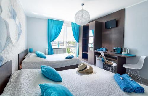 Karwia House | Pet-Friendly Dworek Karwia with Oceanfront Pool & Views