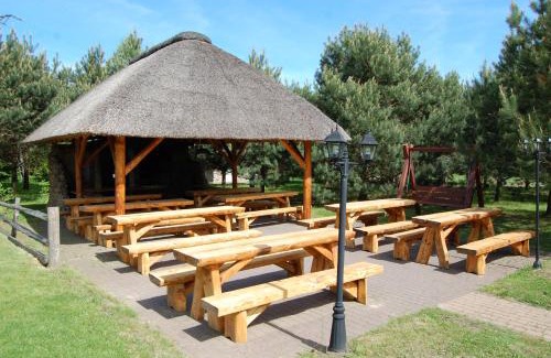 Wejherowo Hotel | Pet-Friendly Dworek Rajska Góra with Ocean View & Hot Tub