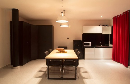 Nanai Road Apartment | Exceptional Dydi Loft with Pool and Oceanfront Views