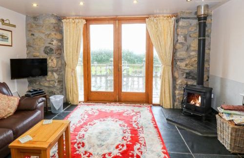 Tywyn House | Experience Dysynni: 5-Star Getaway for Families & Pets