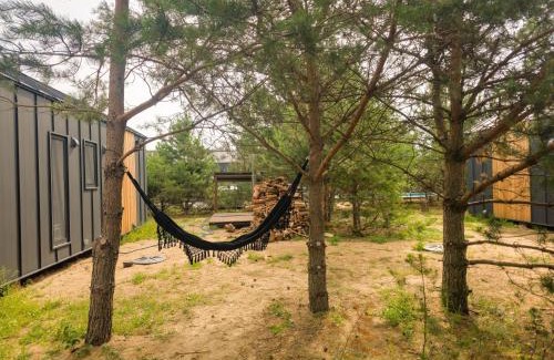 Sominy Cabin | Dywanowy Zakątek: Pet-Friendly Oasis with Ocean Views