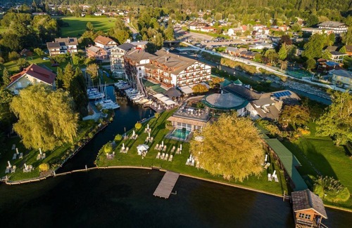Doebriach House | Romantic Getaway at Seefischer Spa Hotel with Breakfast
