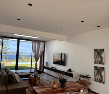 Praia do Bilene Villa | Discover Dzixile: Family-Friendly Stay with Perfect 10 Rating