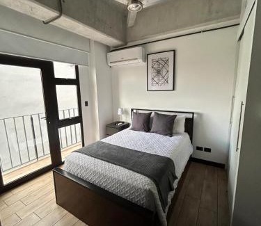 Zona 10 Apartment | Modern EÓN 11: Volcano Views & Pet-Friendly Amenities