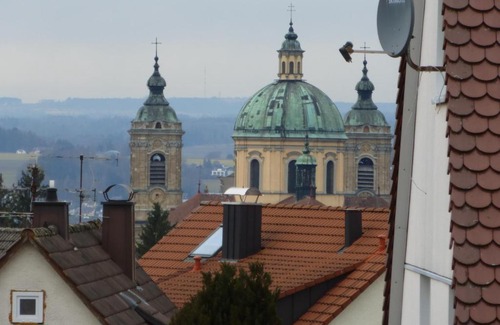 Weingarten Apartment | Comfortable E&B-Apartments Weingarten - Family Friendly Stay