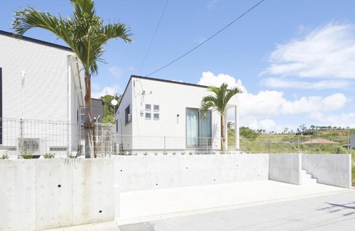 Yabu Villa | Family-Friendly E-horizon Resort コンドミニアム名護 C Awaits