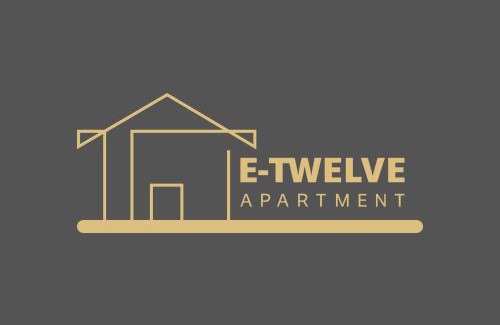 Naples Apartment | Top-Rated E-Twelve Apartment: Family-Friendly Comfort